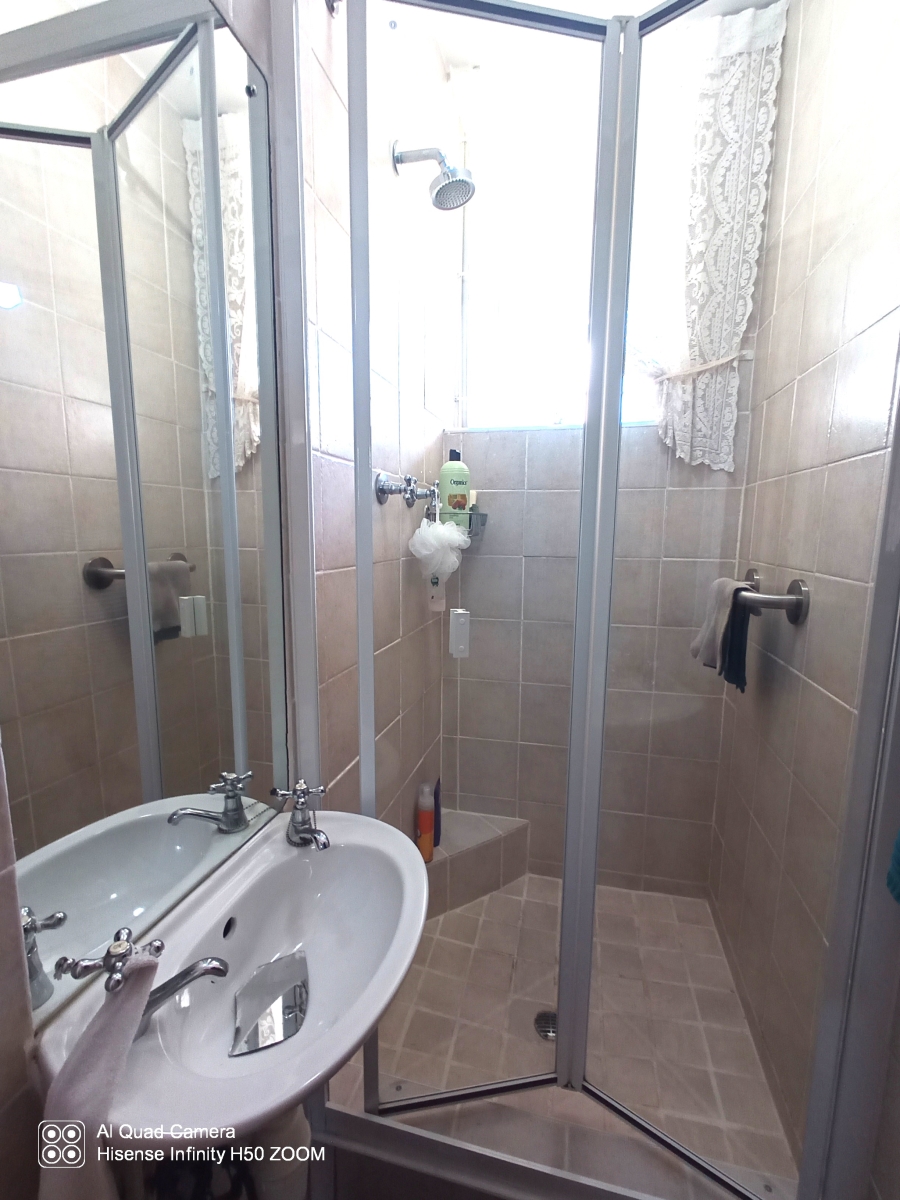 2 Bedroom Property for Sale in Van Ryneveld Western Cape